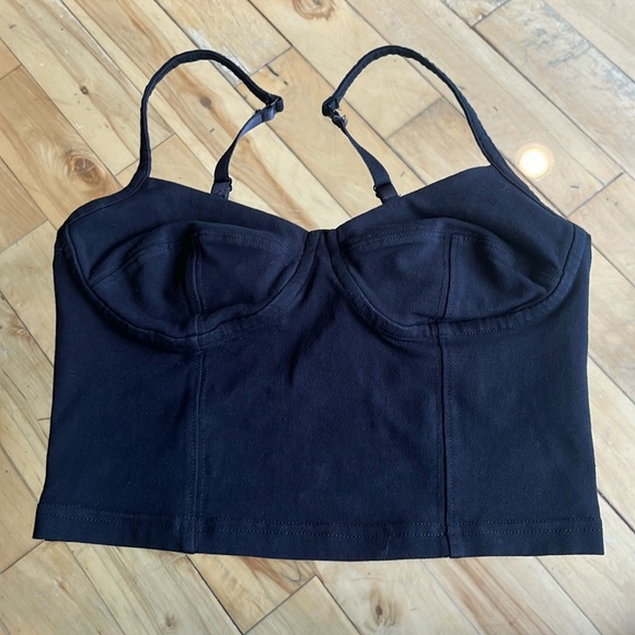 Aritzia cropped tank - Picture 1 of 2